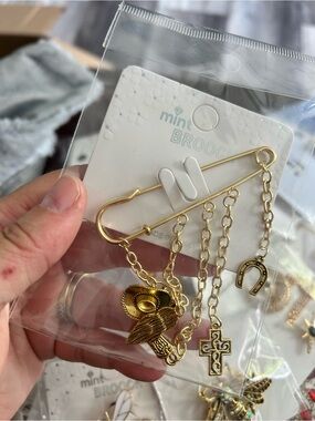 4/$50 Mint Gold-tone Charm Safety Pin Brooch with Cross, Horseshoe & Cowboy Hat